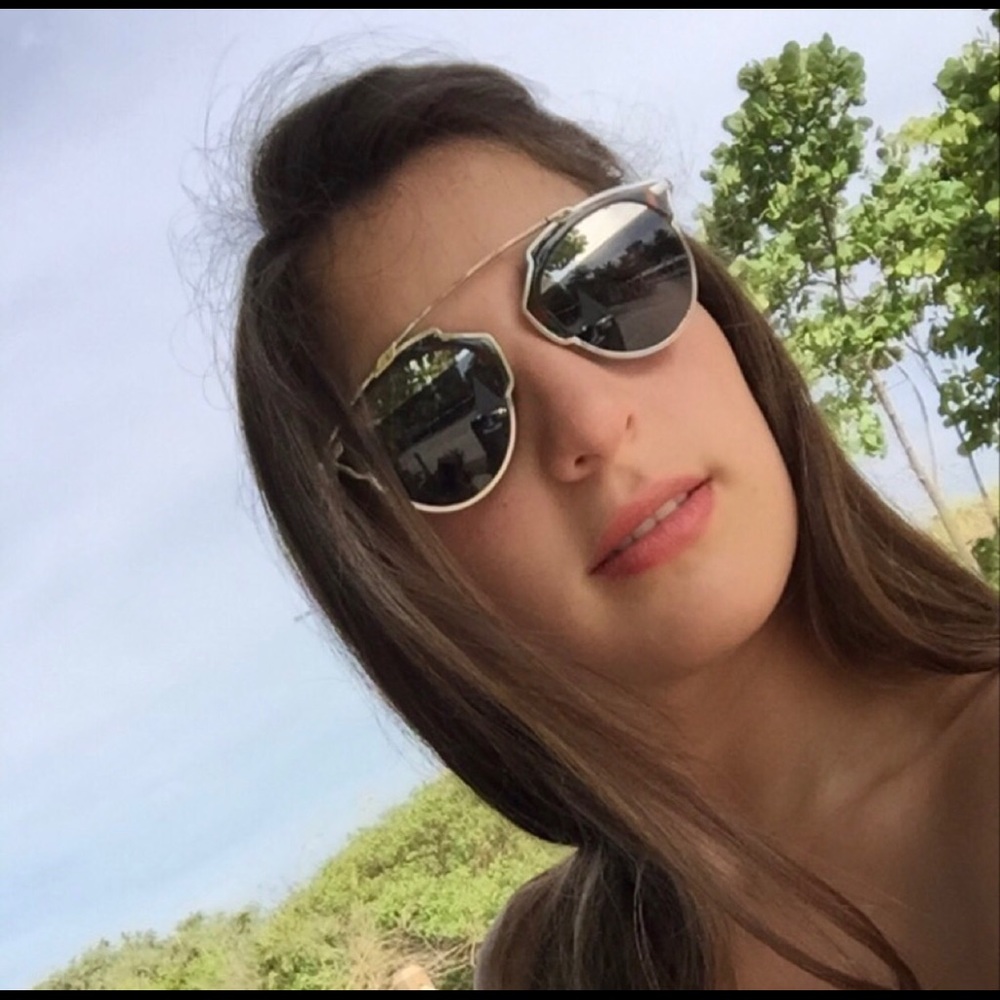 Meet your Posher, Fabiana